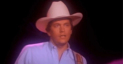 George Strait - The Chair